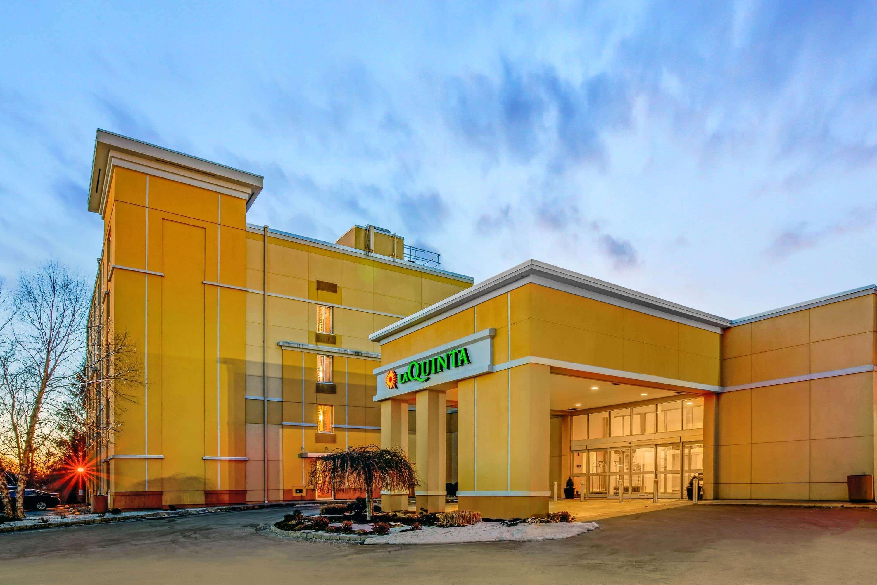 Hotel La Quinta By Wyndham Danbury Extérieur photo