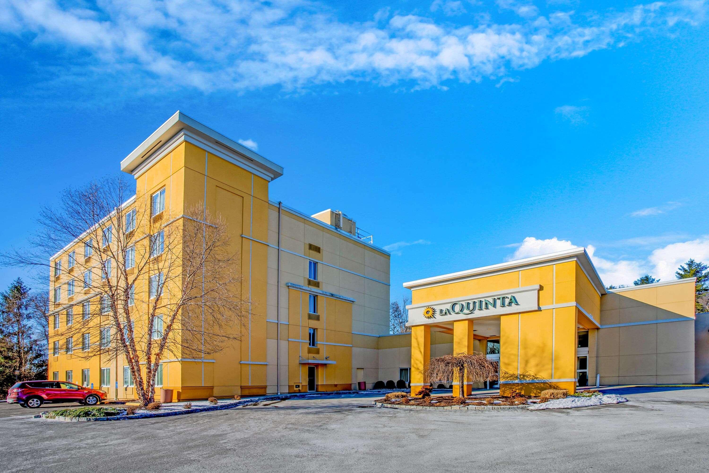 Hotel La Quinta By Wyndham Danbury Extérieur photo